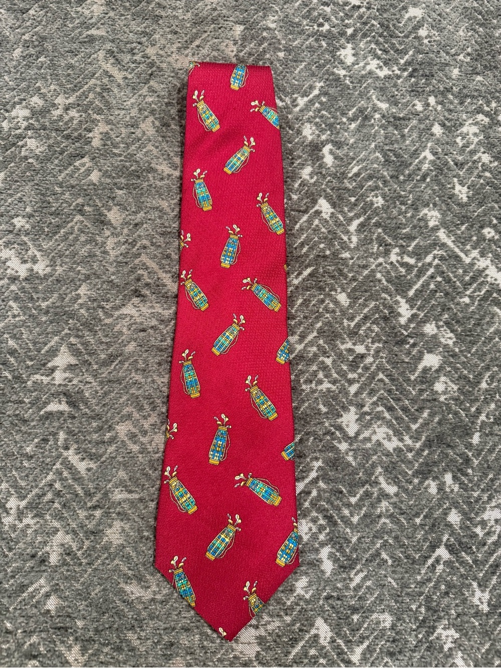Hathaway Golf 100% Silk Red Golf Bag Novelty Tie Men’s Necktie